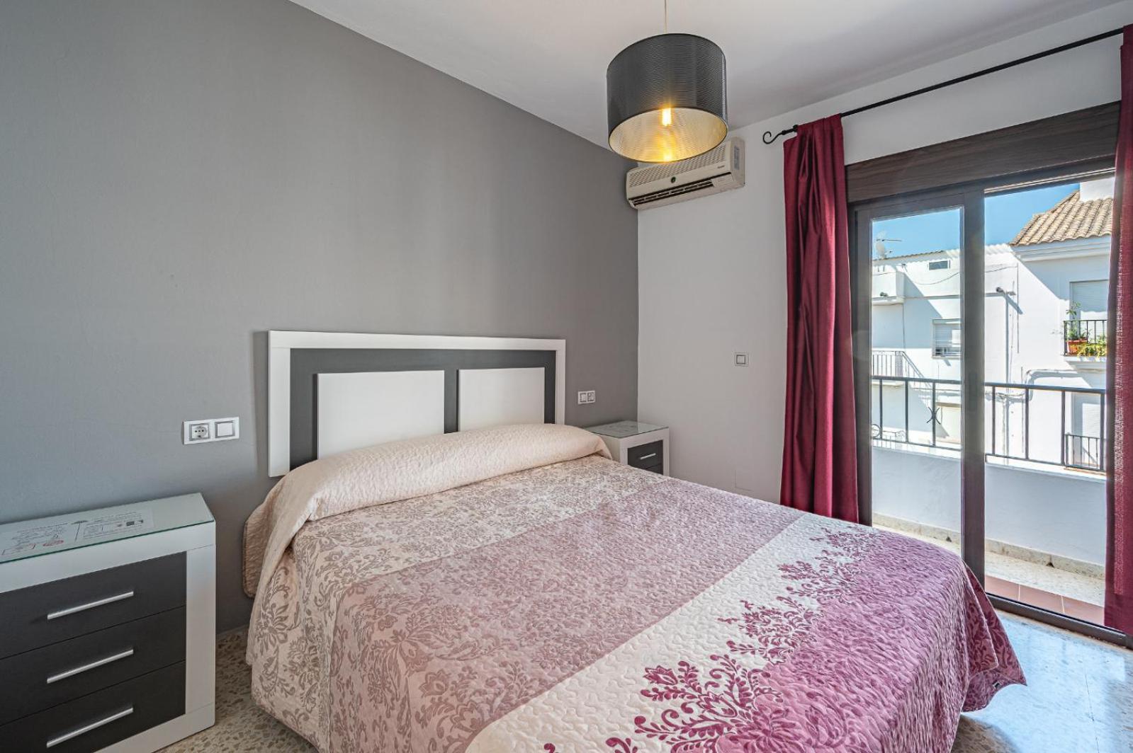 Hostal Ocana Манилва Экстерьер фото
