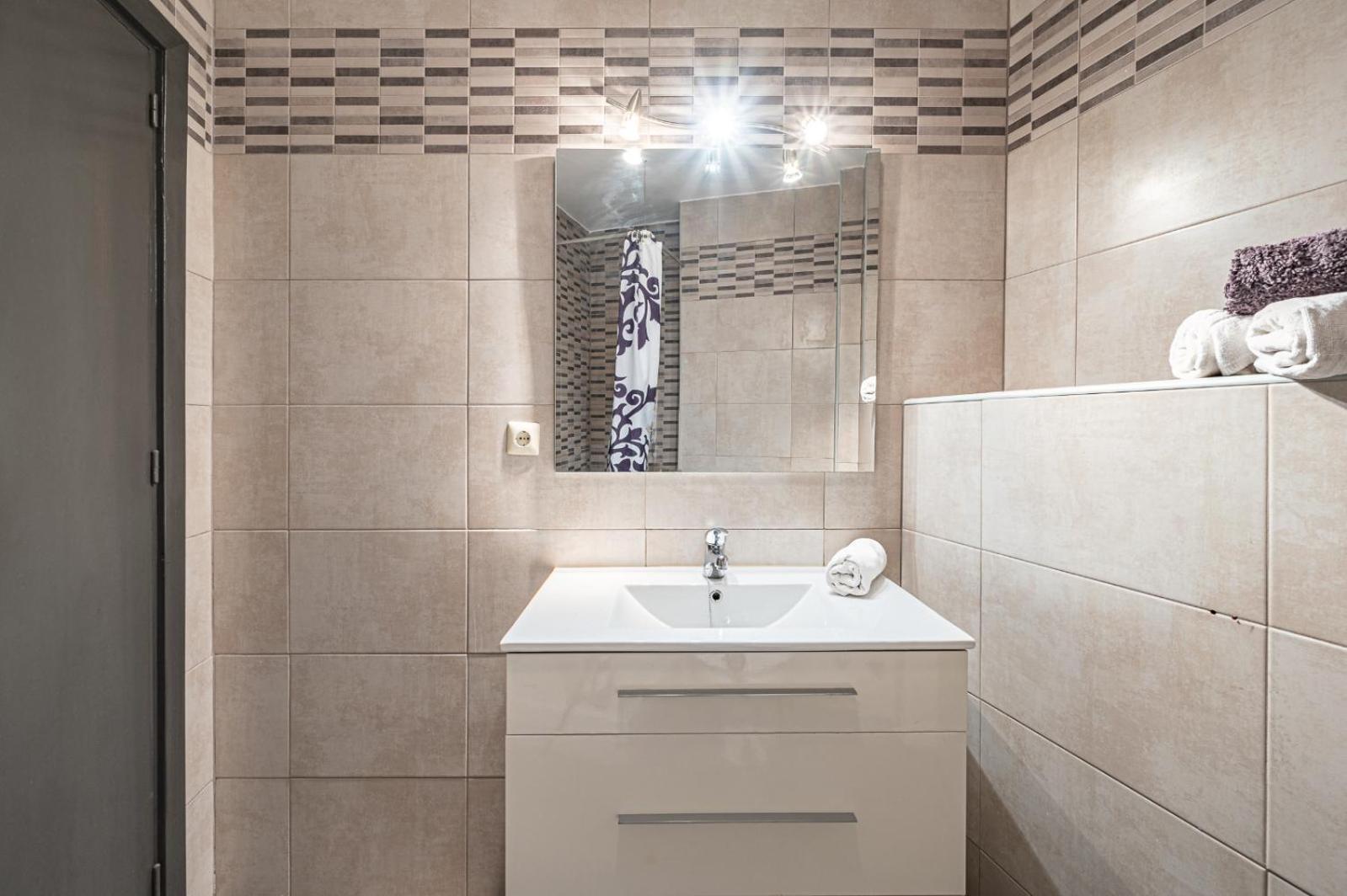 Hostal Ocana Манилва Экстерьер фото